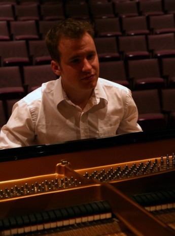 Piano1Crop.jpg