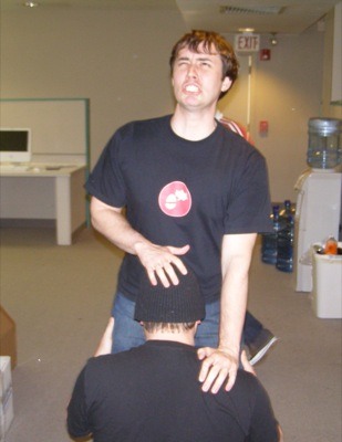 tomfulpsucking.jpg