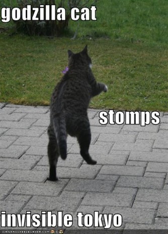 funny_pictures_godzilla_ca.jpg