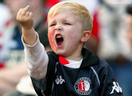MIDDLE__fingure_kid.jpg