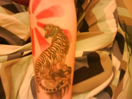 tat1.jpg