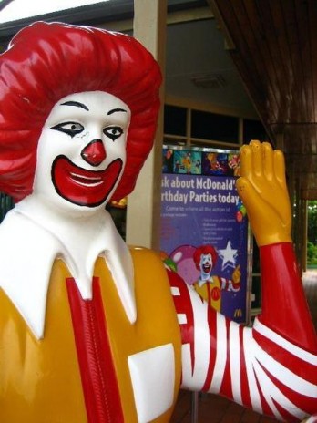 1091545_Evil_Ronald_McDona.jpg