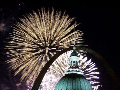 fireworksSt.louis_735629.jpg