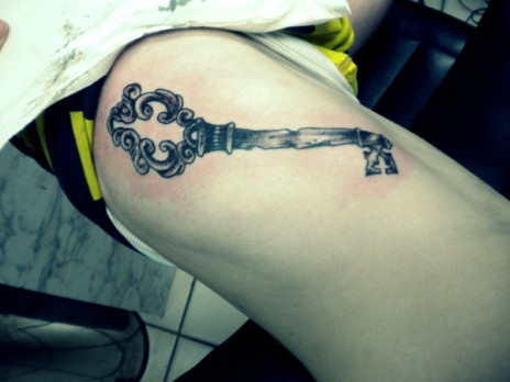 skeleton key tattoo. a skeleton key is because