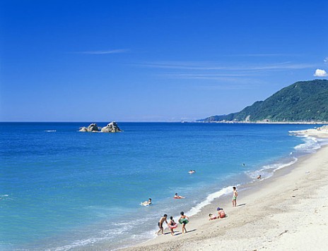 summer_beach.jpg