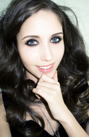 Ashley_Windy_4.jpg