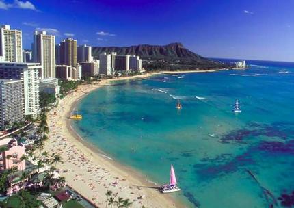 2143965786-waikiki-beach.j.jpg