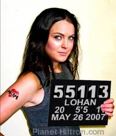 lindsay_lohan_mugshot_hilt.jpg