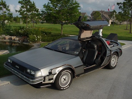 Back_to_the_Future_DeLorea.jpg