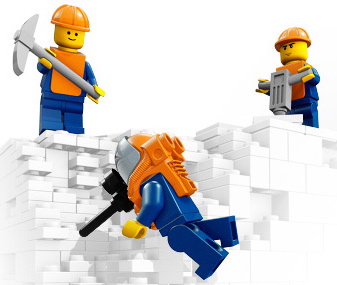 lego_men_do_the_building_n.jpg