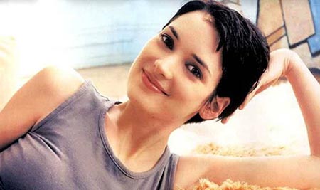 winona_ryder_spock_mom.jpg