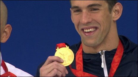 _44908596_phelpsfunnygrab5.jpg