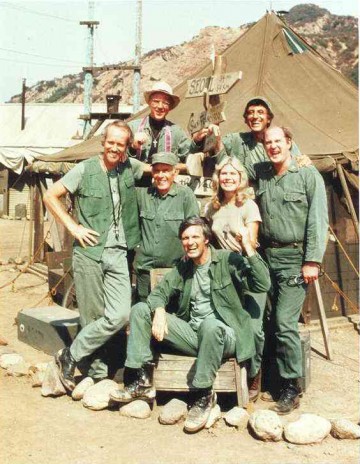 M_A_S_H_TV_cast1.jpg