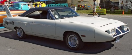1970_Plymouth_Superbird.jpg