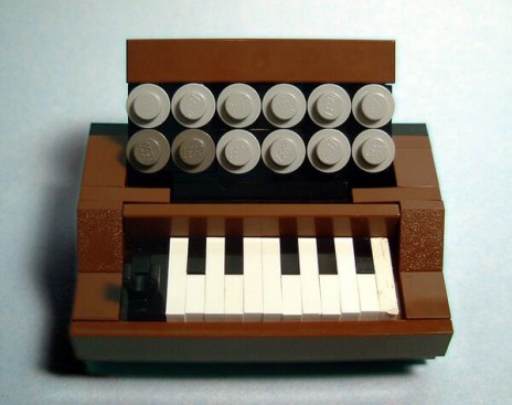 minimoog.jpg